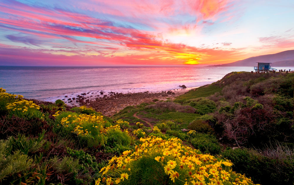 Best Malibu Sunset Spot � Nicholas Canyon Beach with uncrowded coast